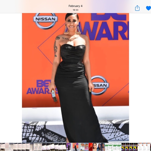 Adidas Girl Soccer Cleats Black/White/Pink Size 4 - Picture 6 of 9